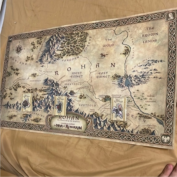 Lord of the Rings 2024 13x23 poster + all 3 Character pins NEW - Picture 8 of 9